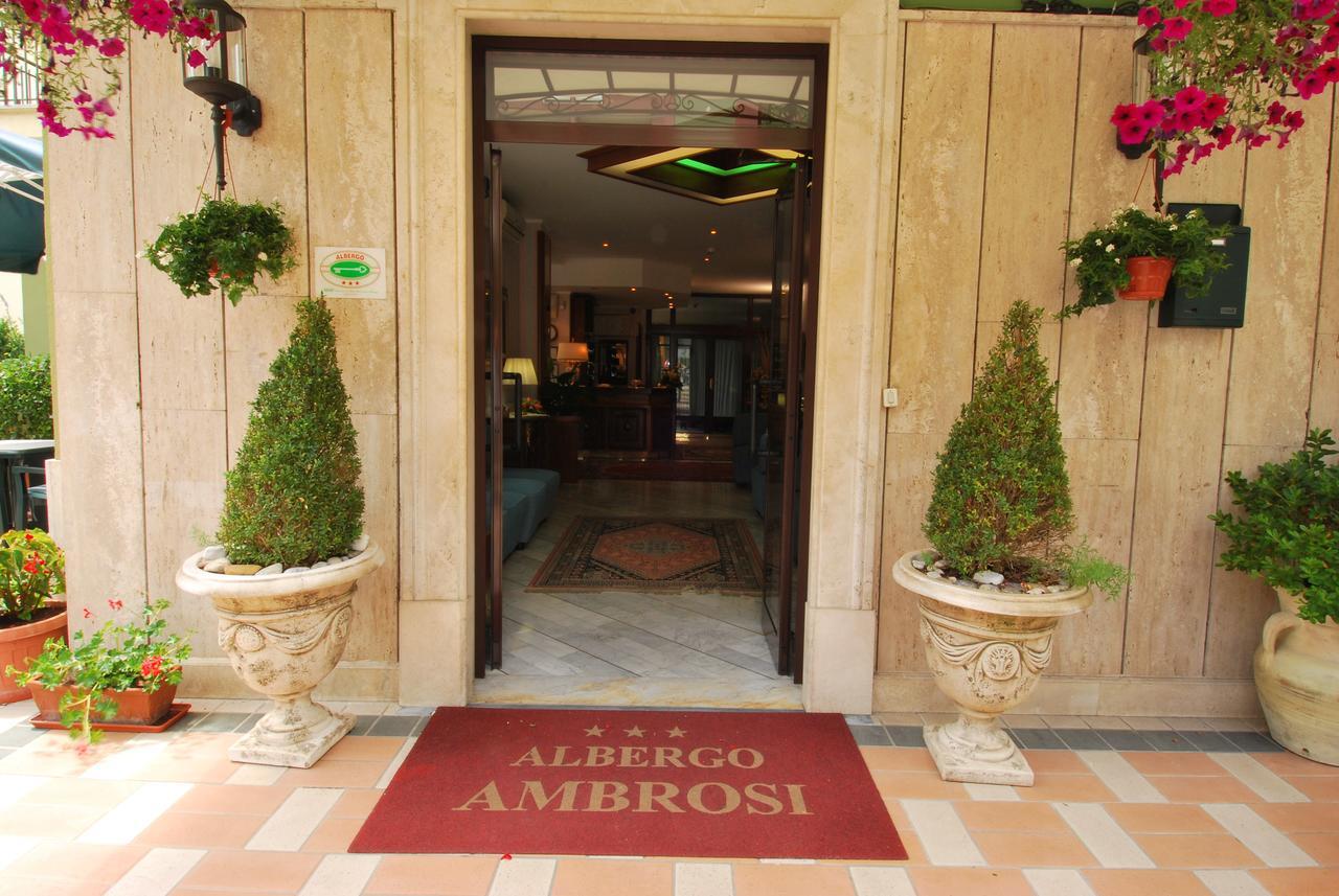 Hotel Ambrosi Fiuggi Buitenkant foto